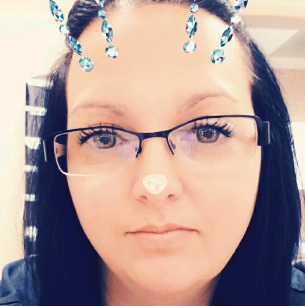 Meet your Posher, Deanna